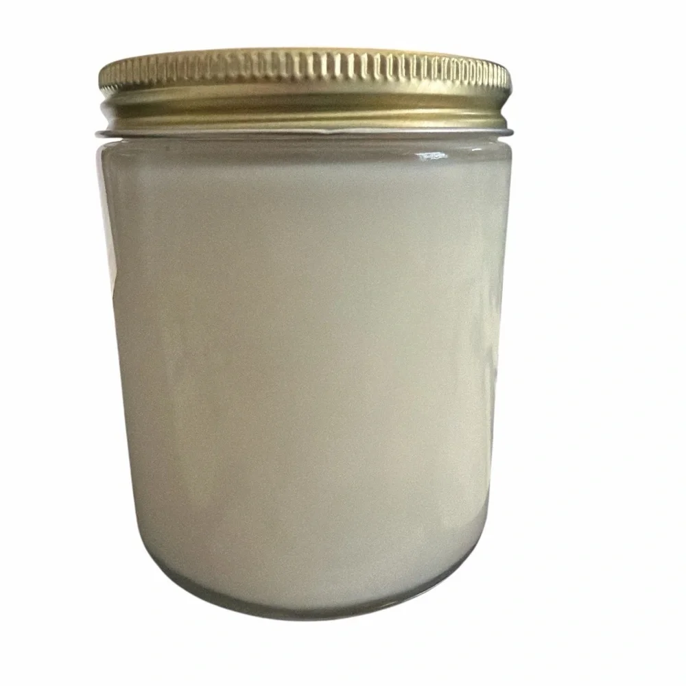 Isle & Wild Cozy Bookshop Candle New
